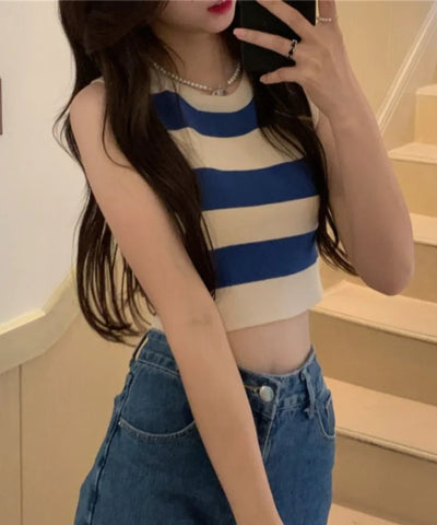Plaid Knit Crop Vest